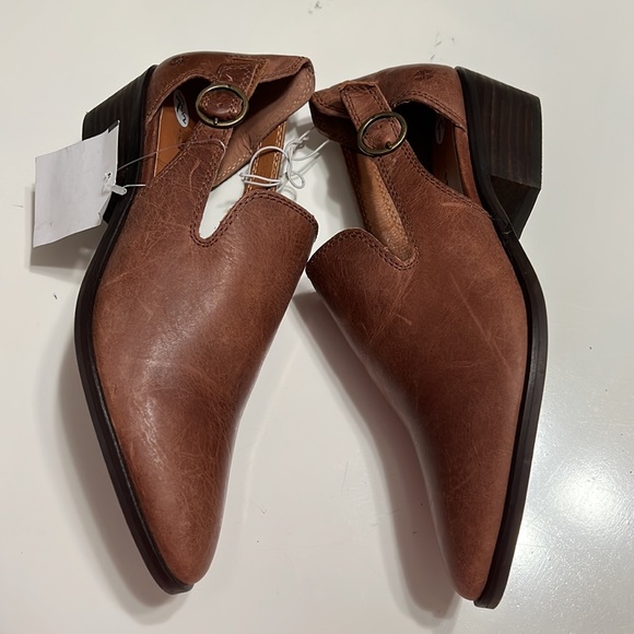 New! Lucky Brand Saddle  Myndo Leather Mules with Back Buckle Strap. Size 7.5 - Picture 4 of 15